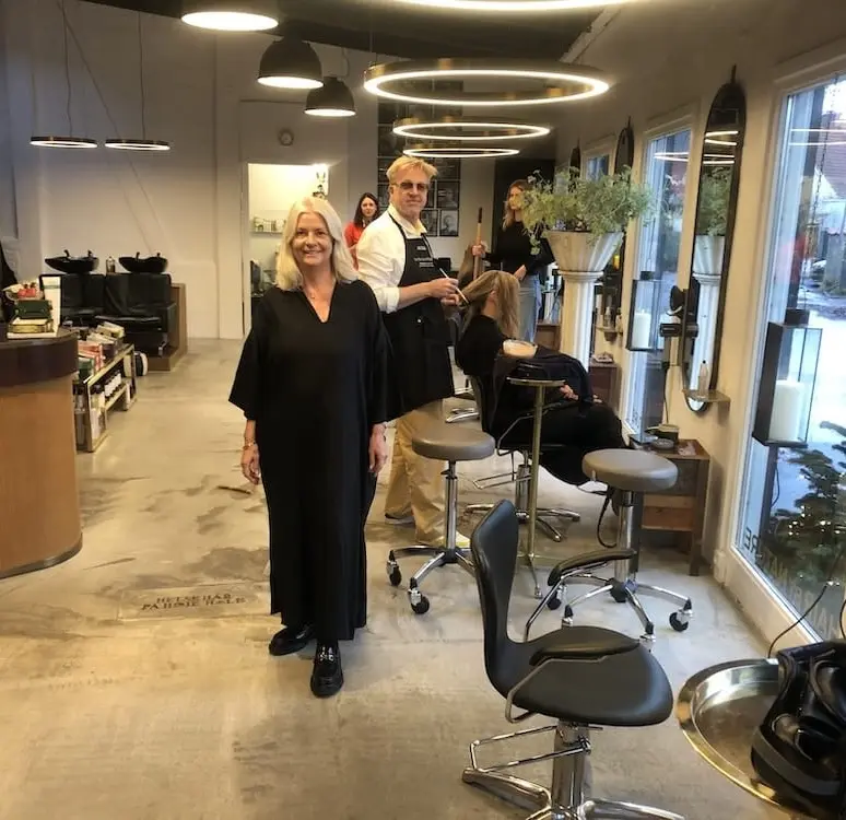 Lene og Jørgen i Hair by Nature-salonen